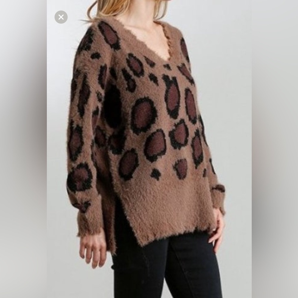 Umgee Distressed Leopard Print Sweater